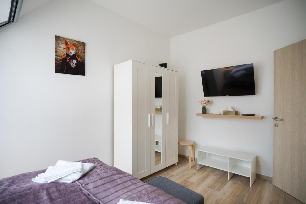 Koffer Apartman Eger Exteriör bild